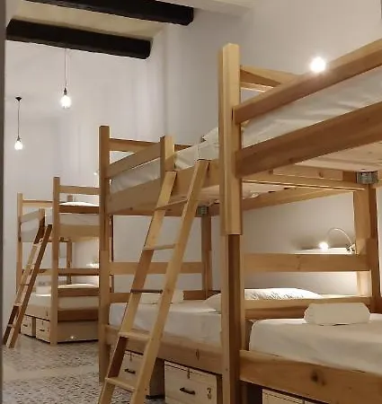 Hostel Walter's *
