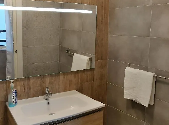 Walter's Hostel Gżira