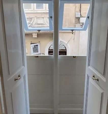 Хостел Walter's Gzira