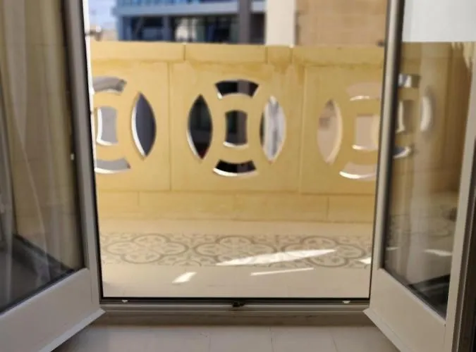 Walter's Ostello Gzira